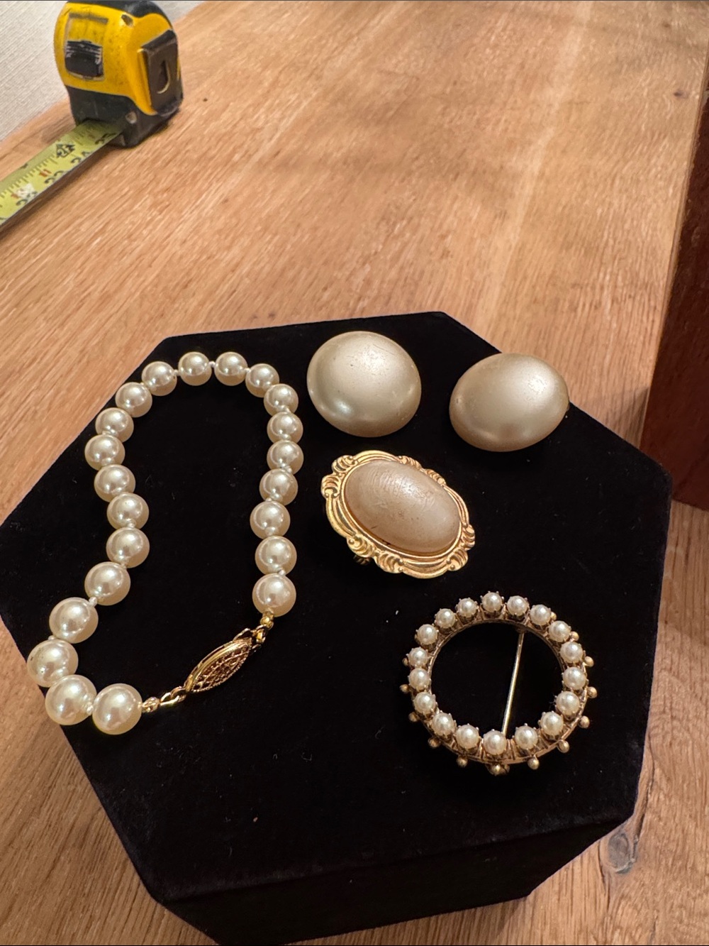 Vintage Faux Pearl Jewelry Lot | Bracelet, Clip-On Earrings & 2 Brooches